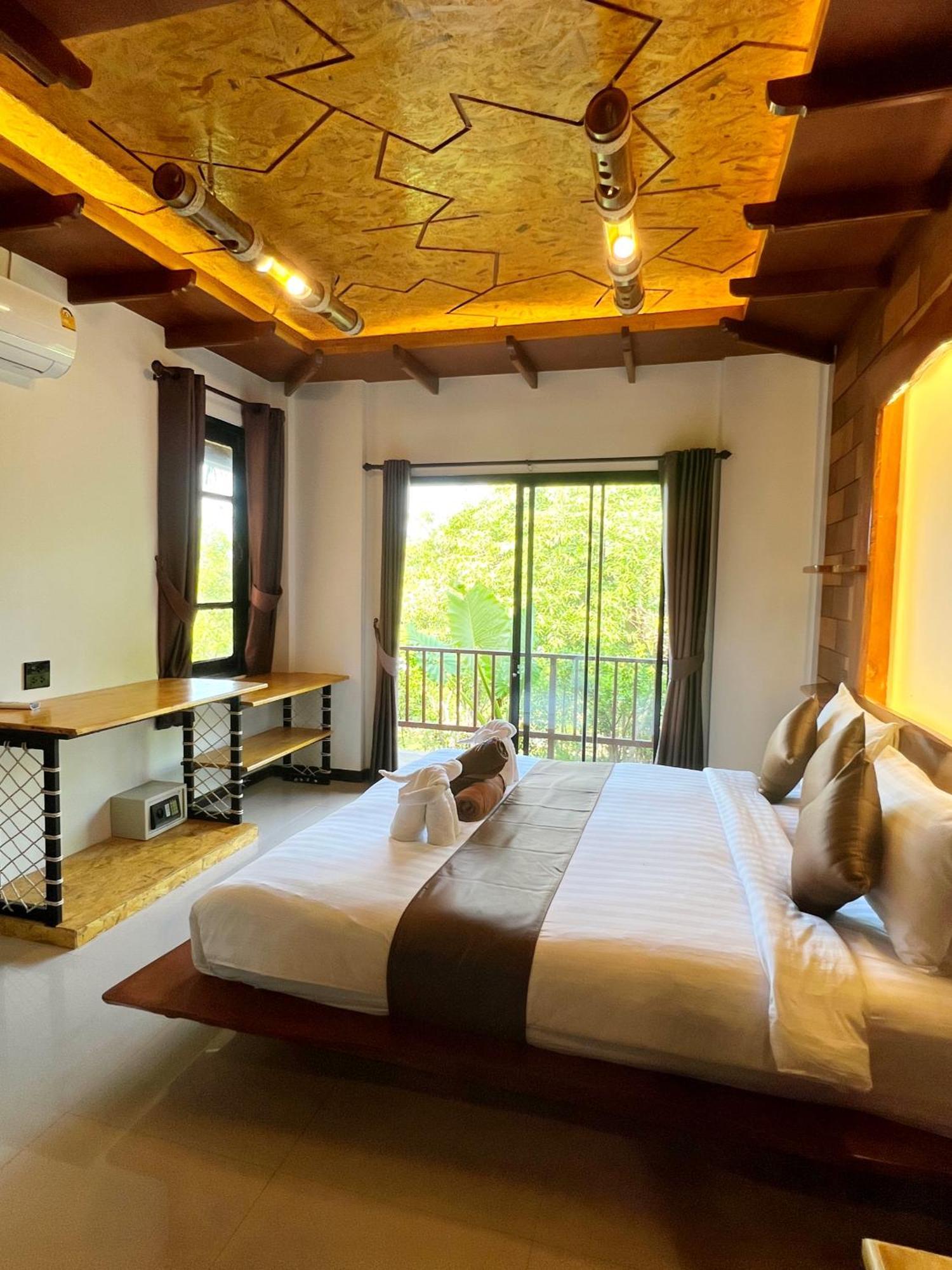 Villa Puteri Lanta Family Villas