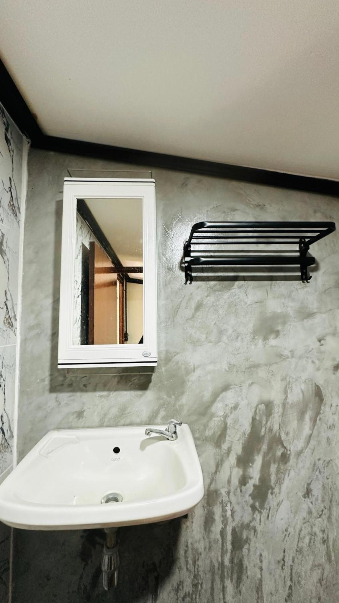 Lanta L.d. Resort 3*