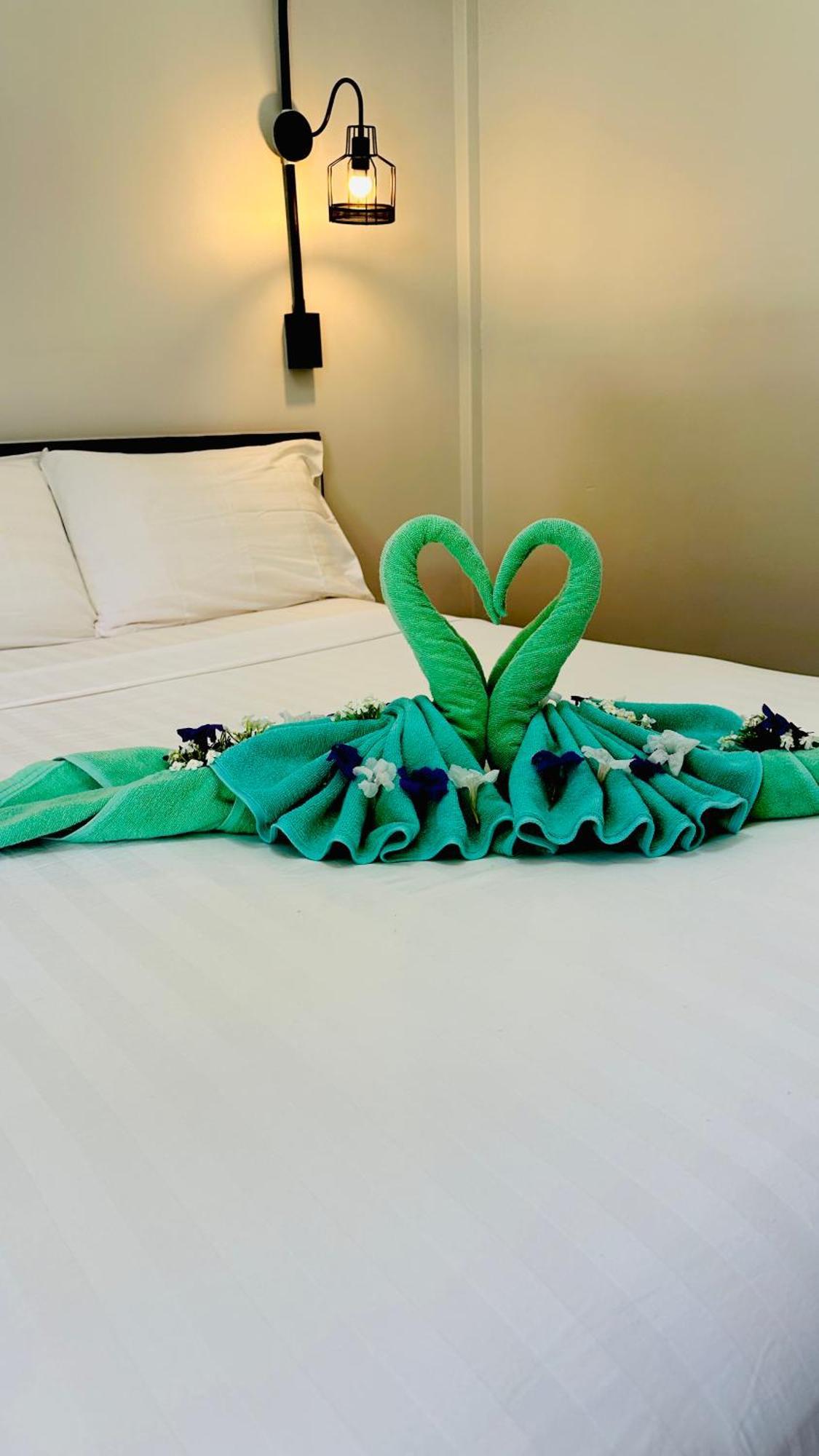 Lanta L.d. Resort 3*