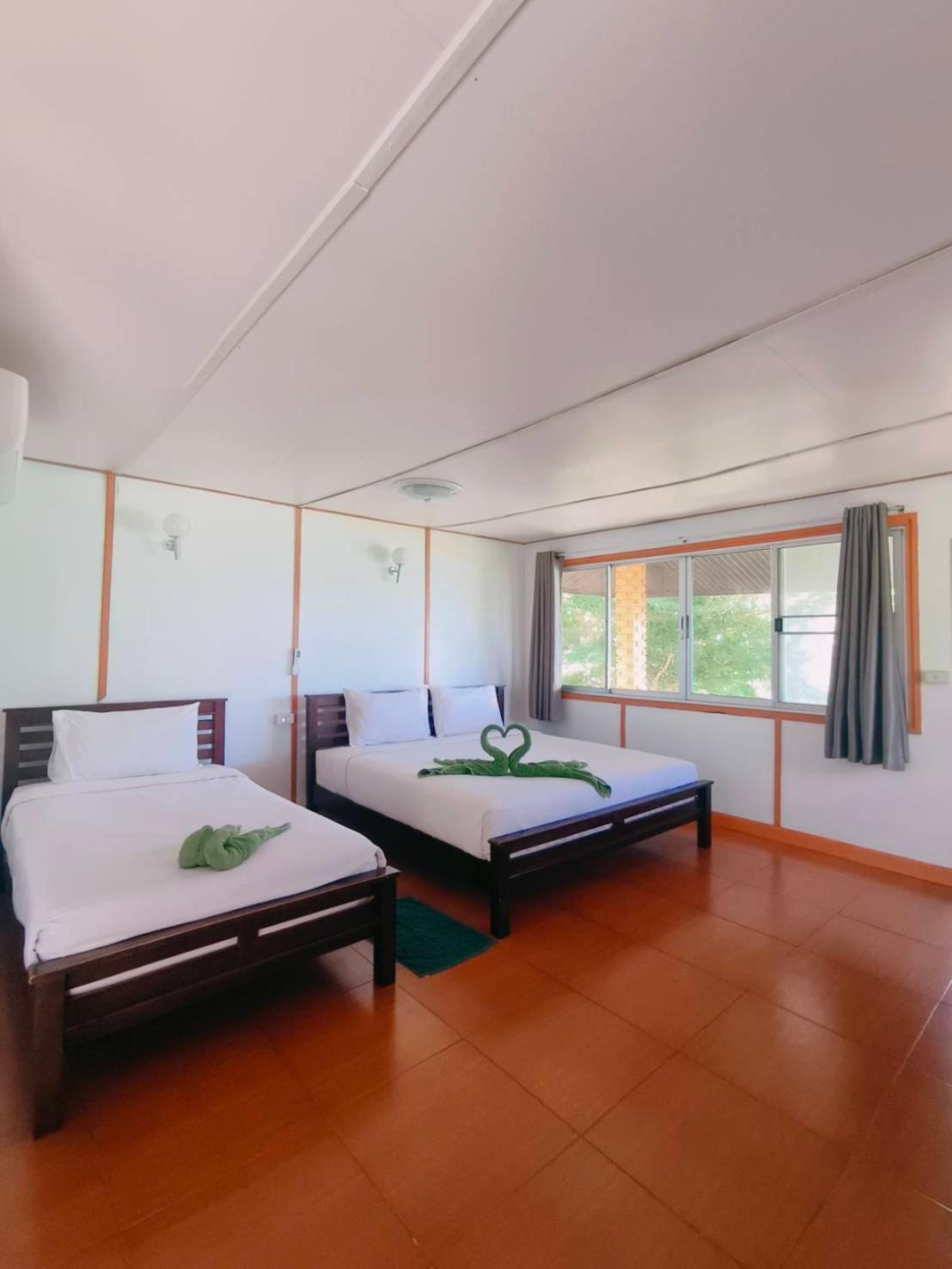 Hotel Phi Phi View Point 2*