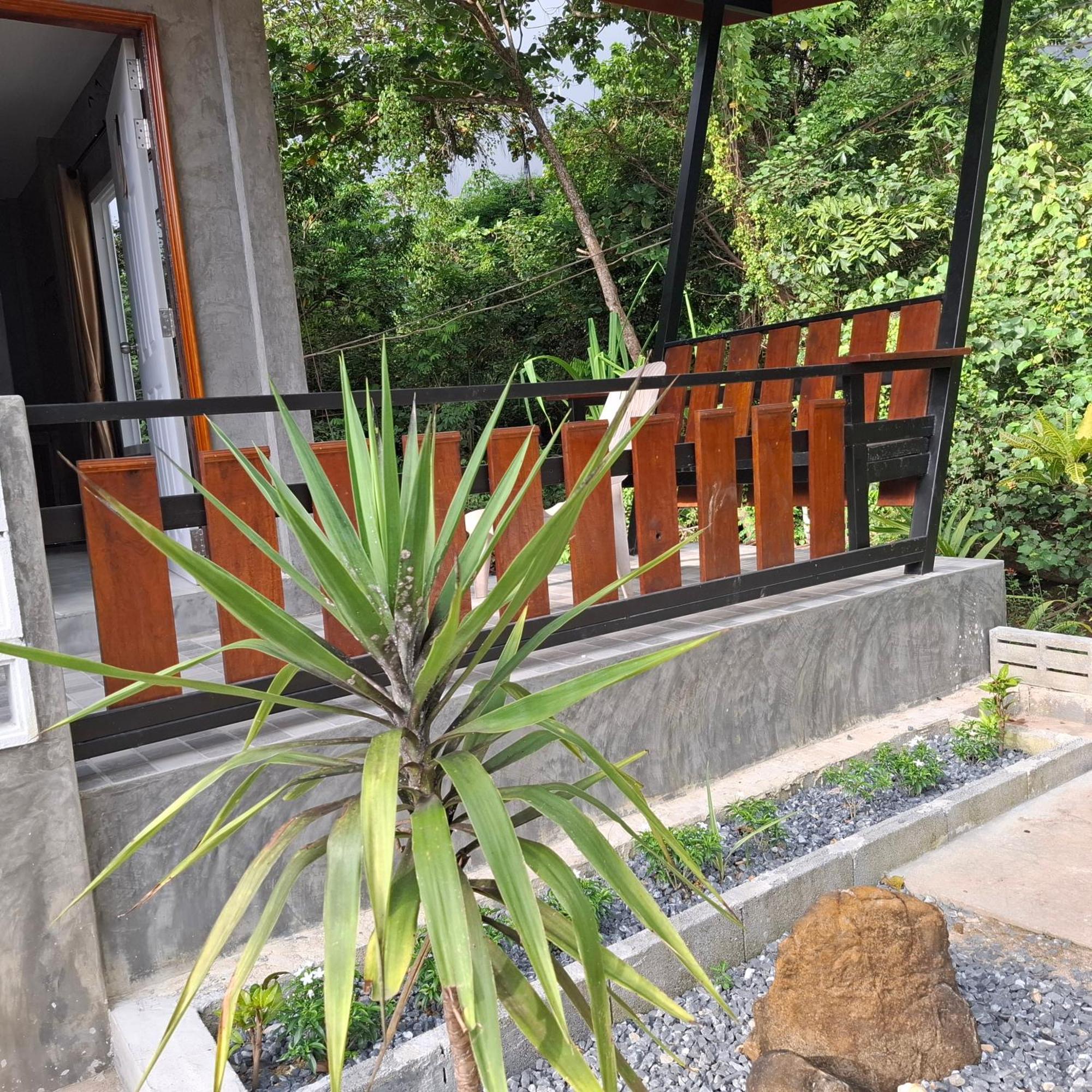 Chalet Lanta Valom Buri