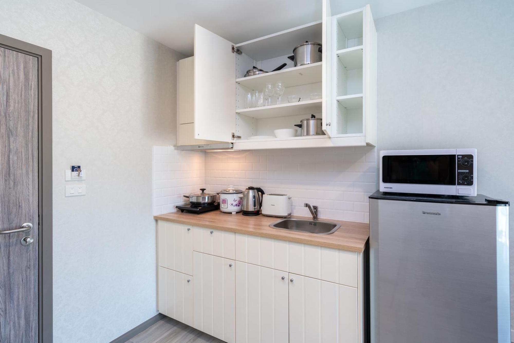 The Title Residencies Naiyang Pool View Apartment Nai Yang