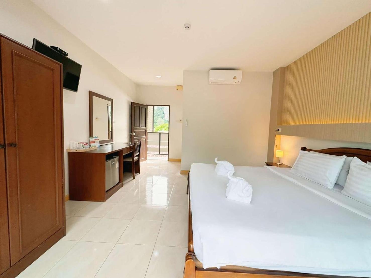 Chongkhao Resort- Island Hotel 3*