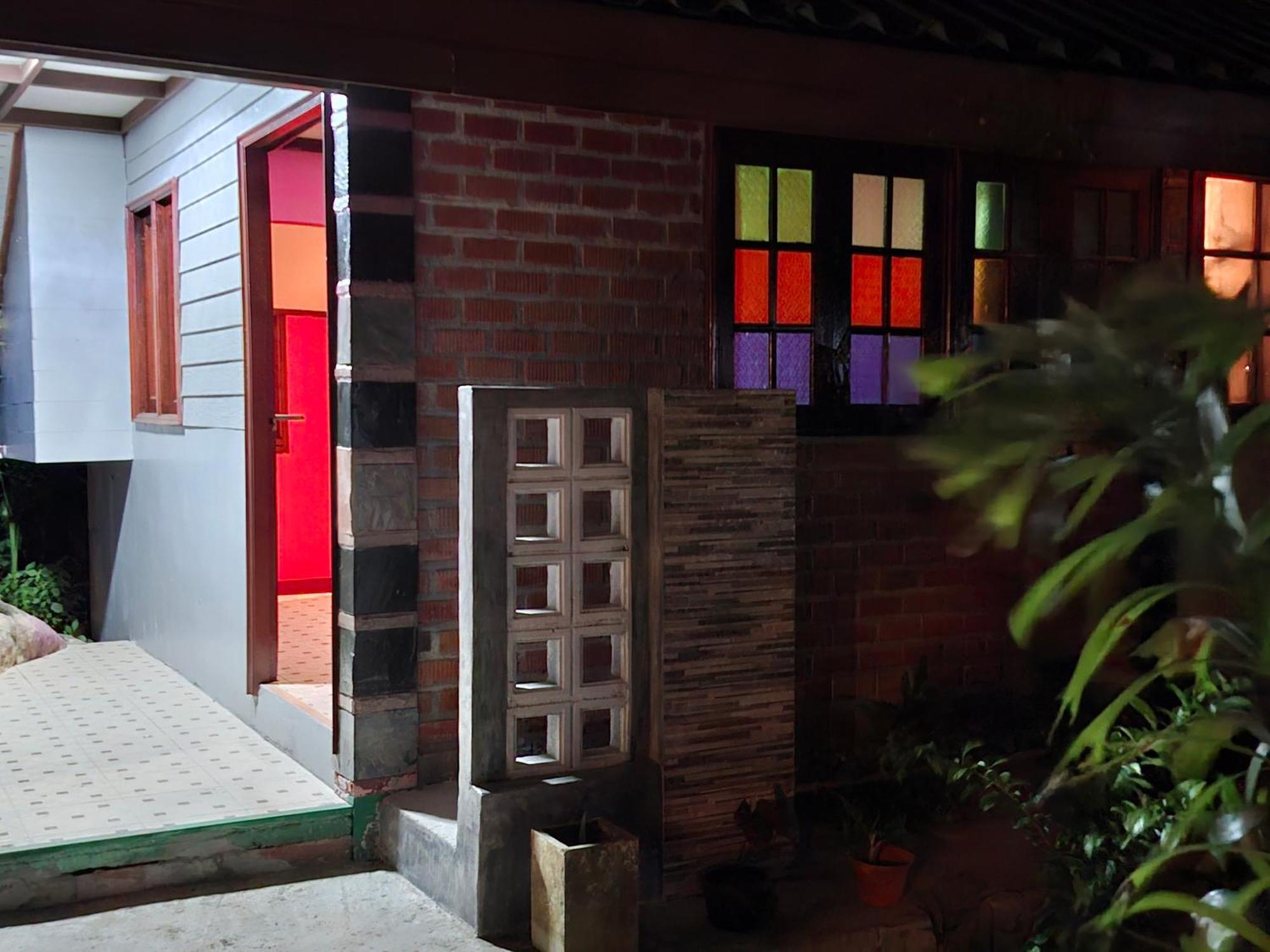Lanta Valom Buri Chalet