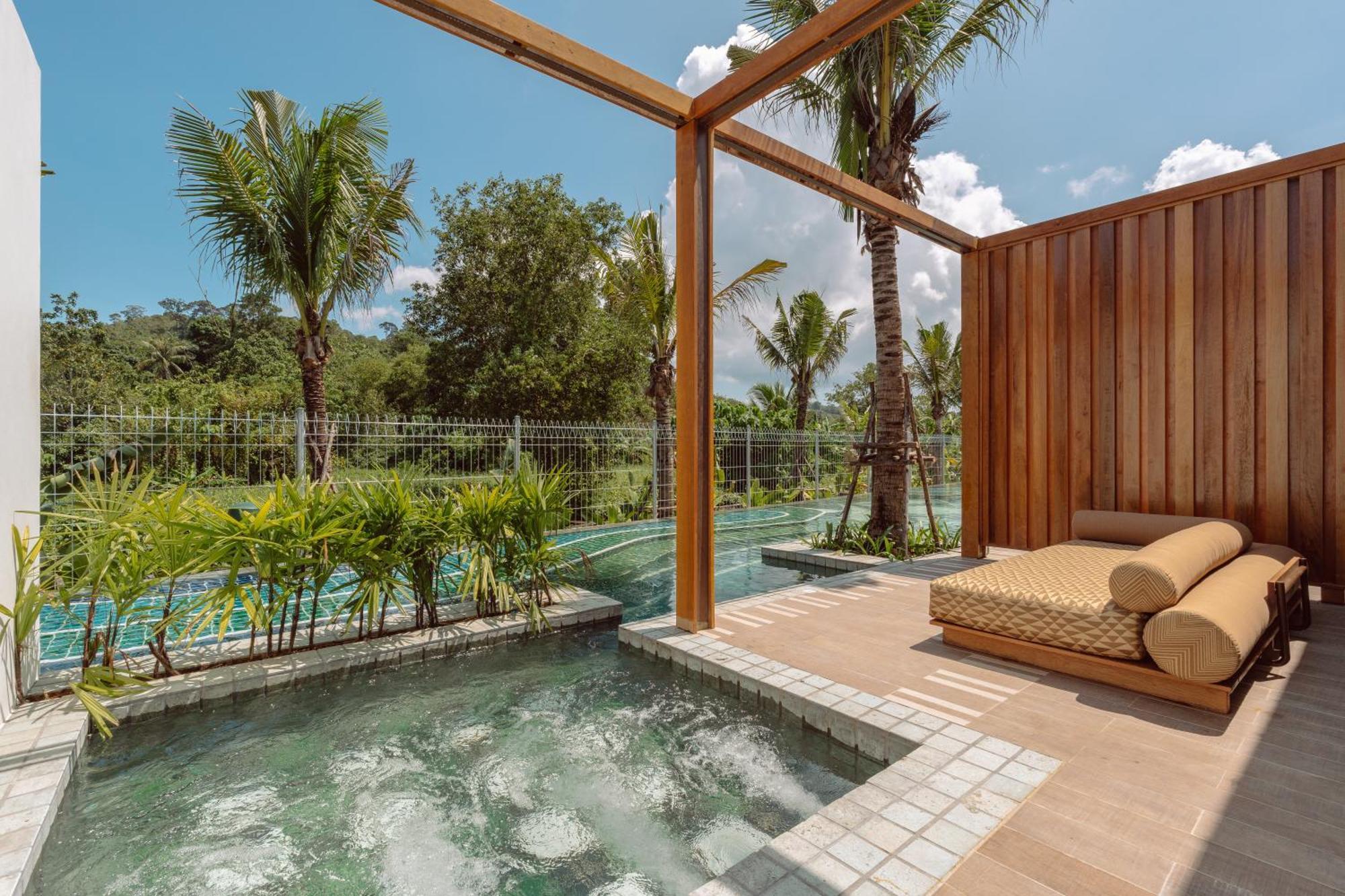 Sugar Marina Resort-lagoon-villas, Naiyang Resort 4*