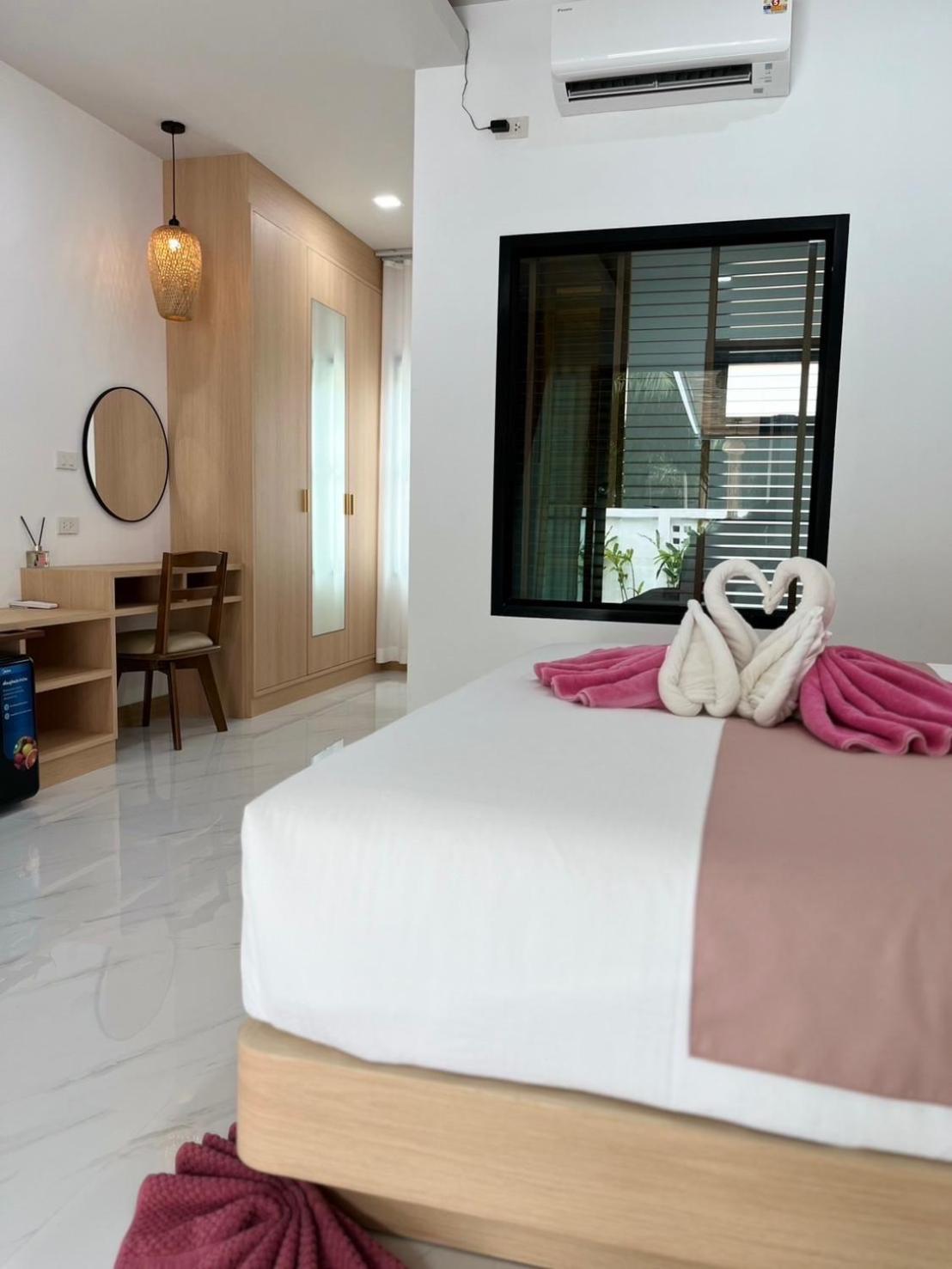 Pinky & - Sha Extra Hotel