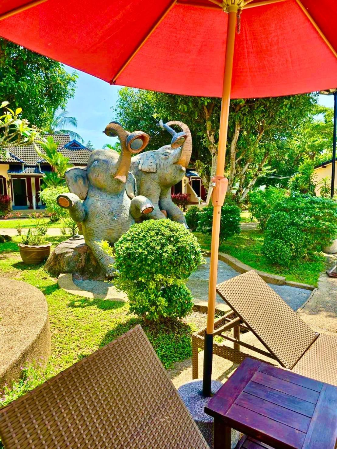 Resort Happy Lagoon