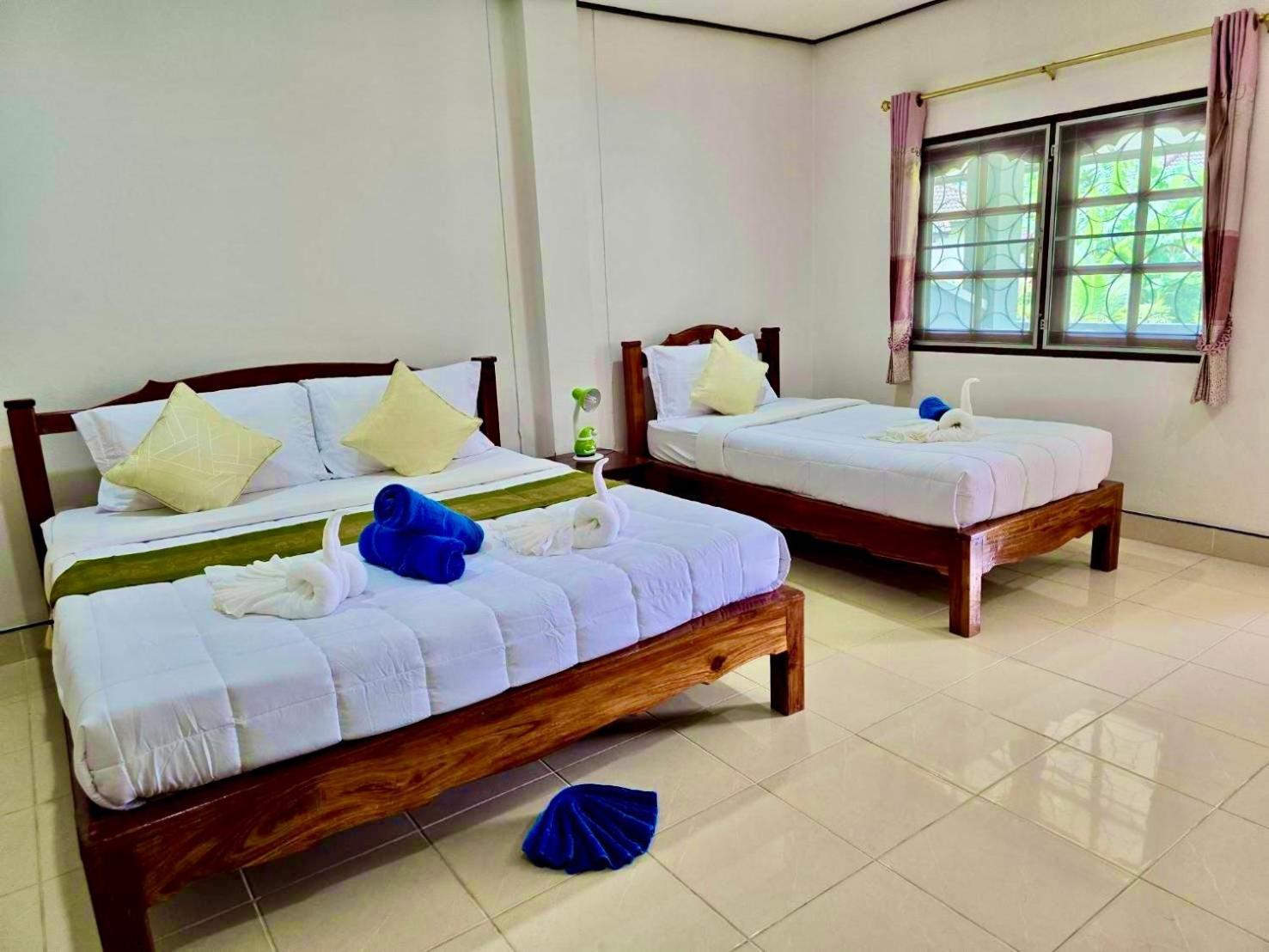 Resort Happy Lagoon