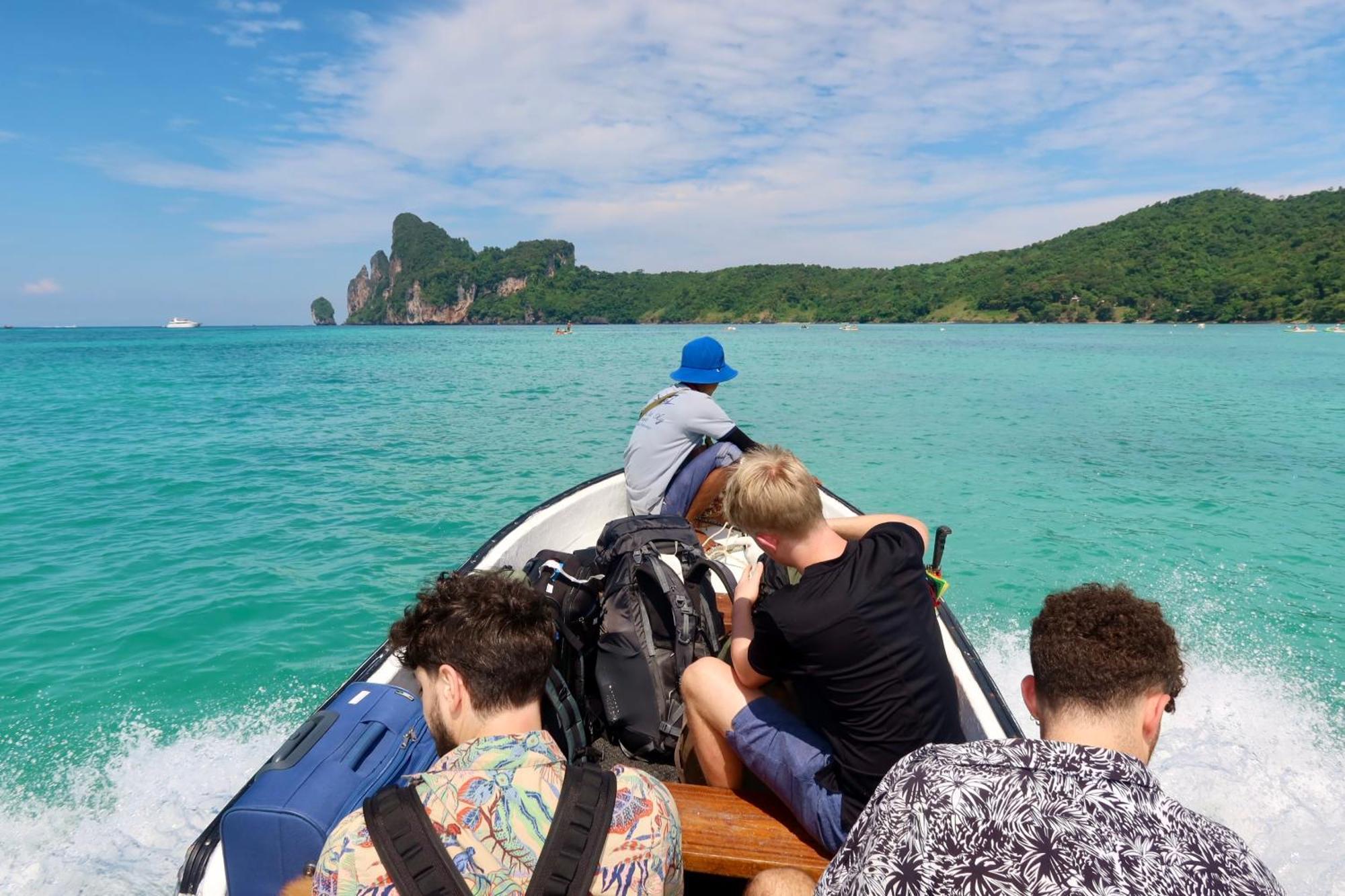Resort Sea Sky Phi Phi Don