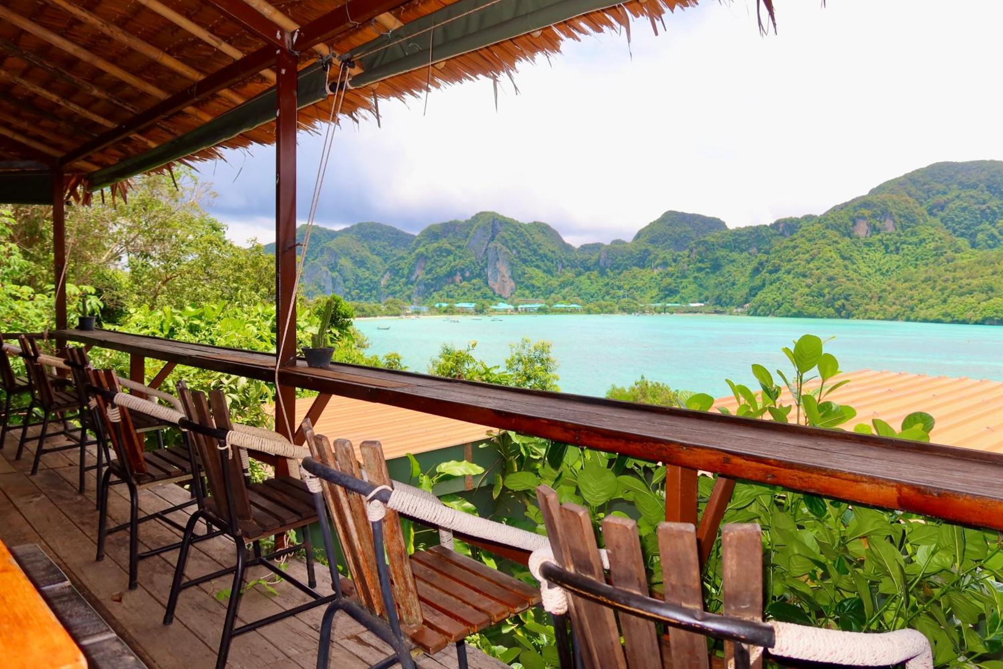 Sea Sky Phi Phi Don