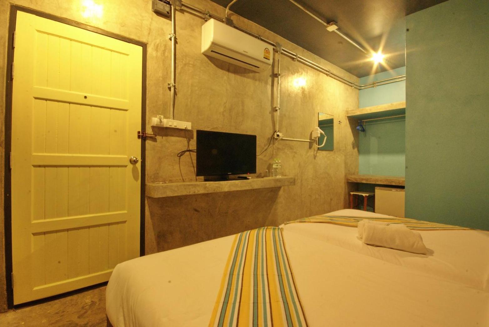 Seabox Khaolak Khao Lak