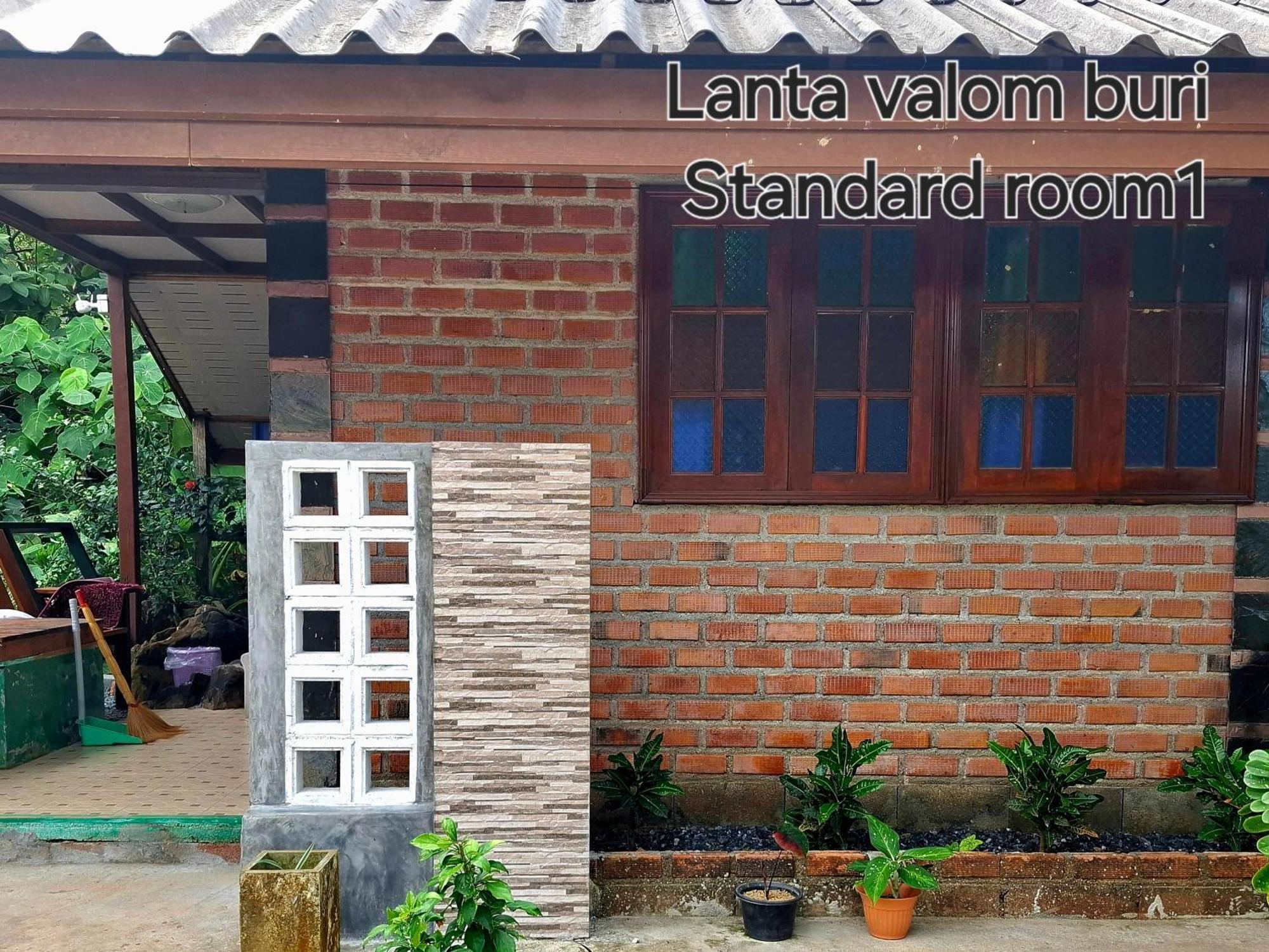 Chalet Lanta Valom Buri