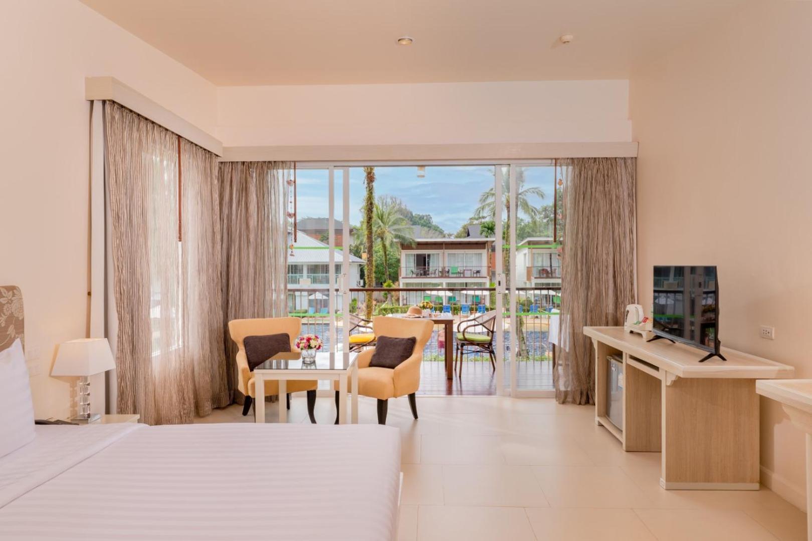 The Briza Resort, Sha Extra Resort Khao Lak