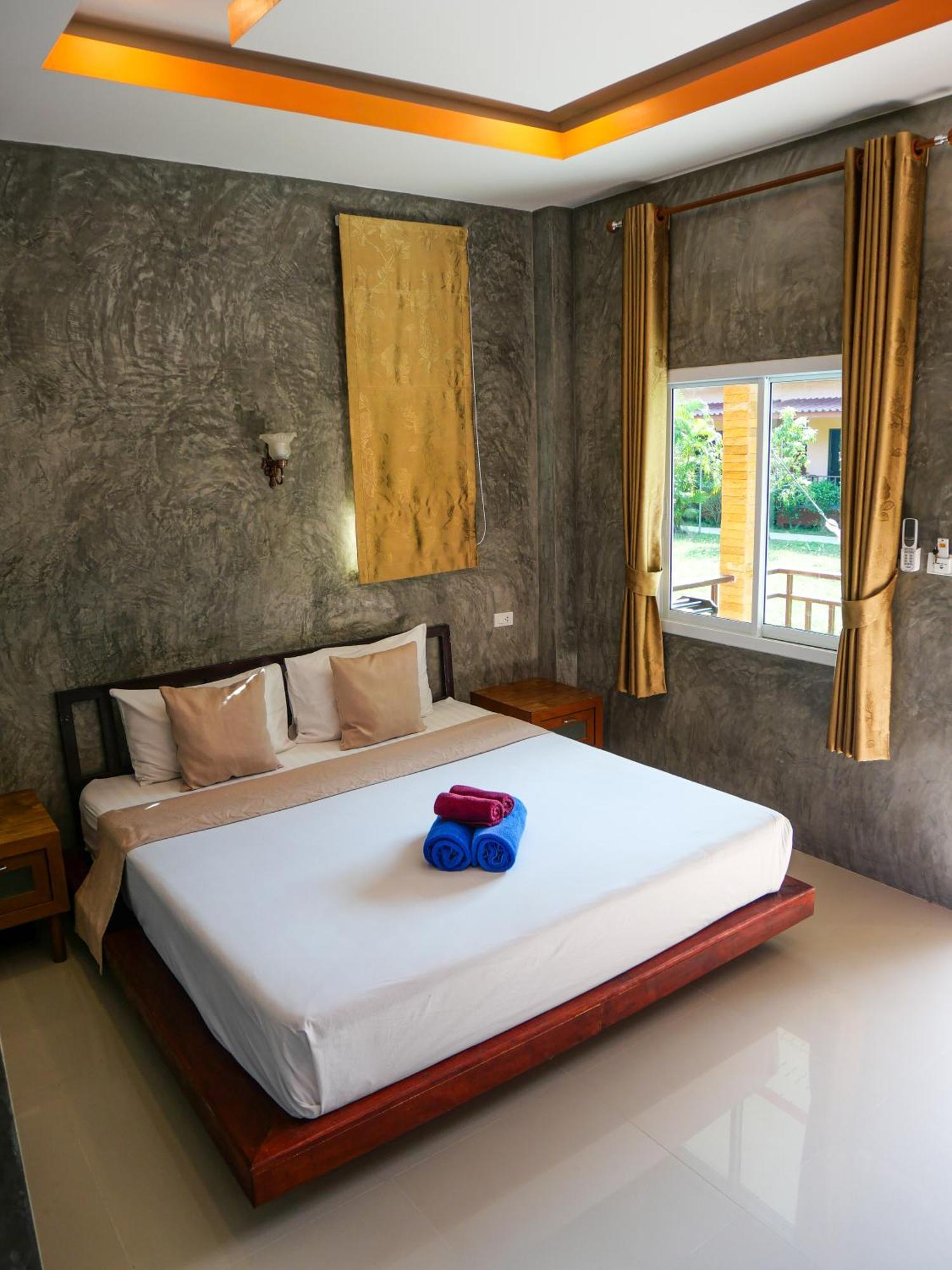Toongyoong Longbeach Sha Koh Lanta