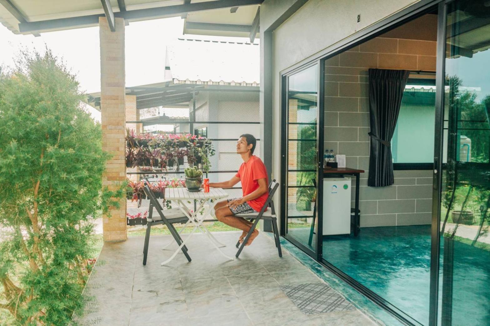 Wan * Khao Lak