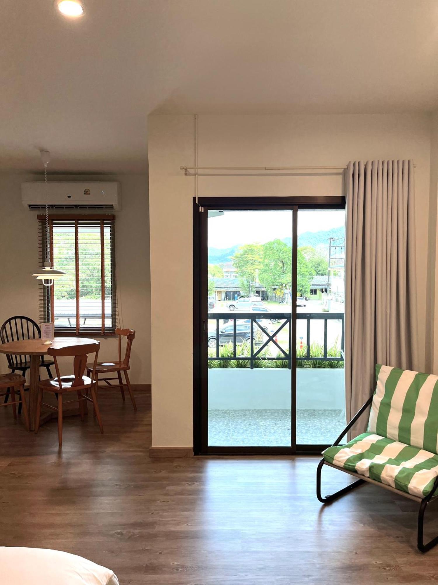 Nautical & Seashell House Bed & Breakfast Khao Lak