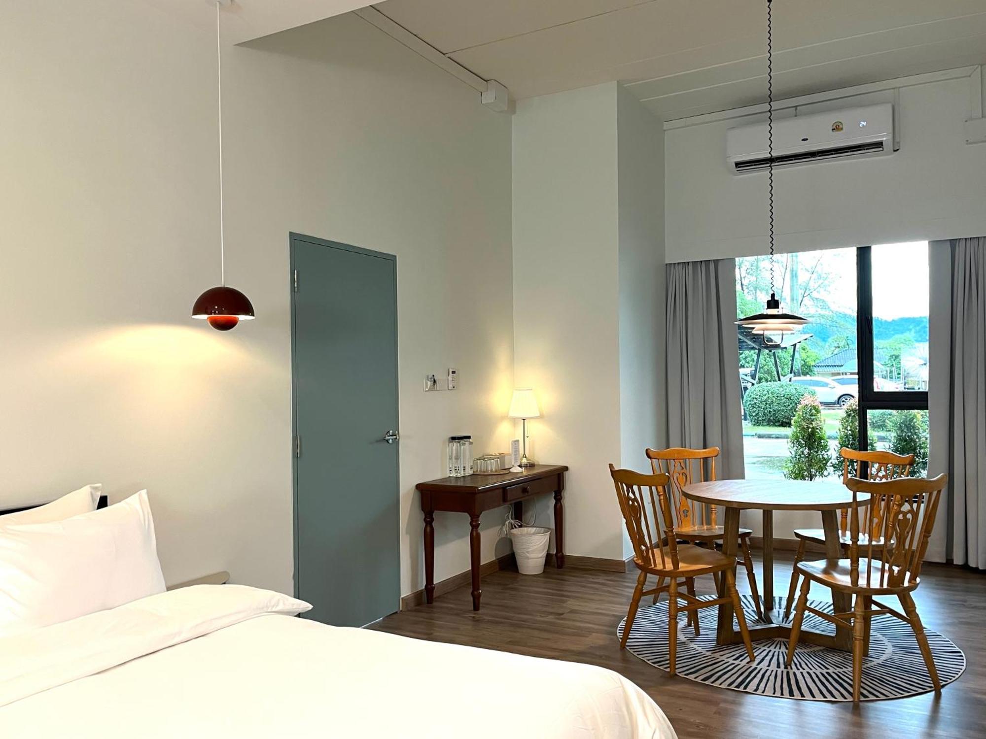 Nautical & Seashell House 2* Khao Lak