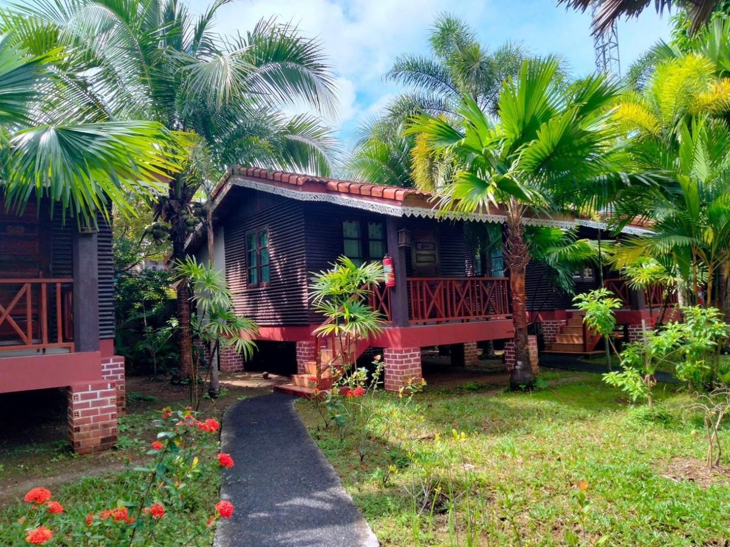Sangsawan Palace Khaolak 3*