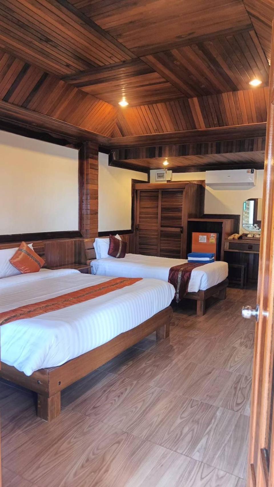 Sangsawan Palace Khaolak 3*