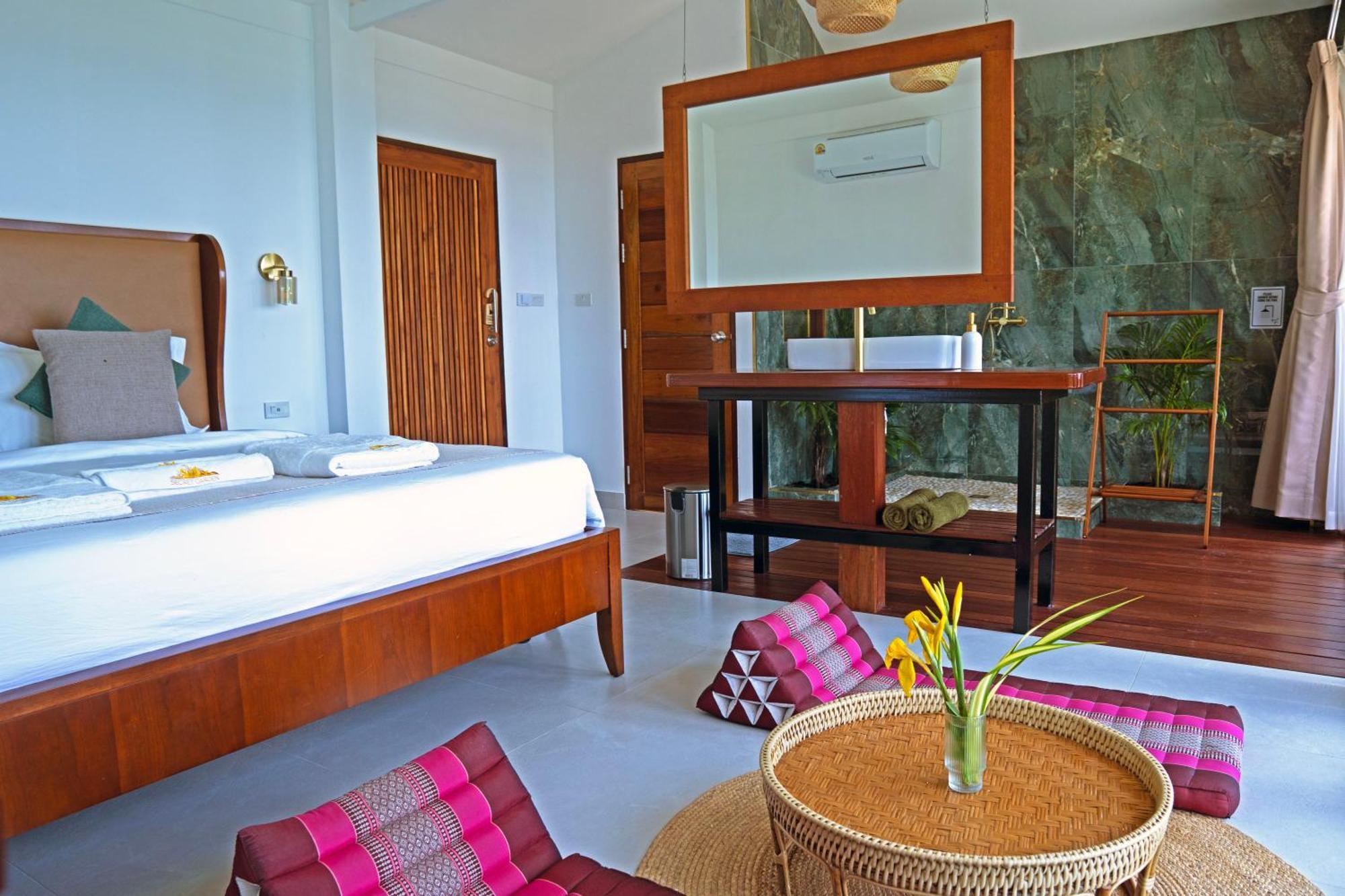 Secret Garden Eco Pool Villa