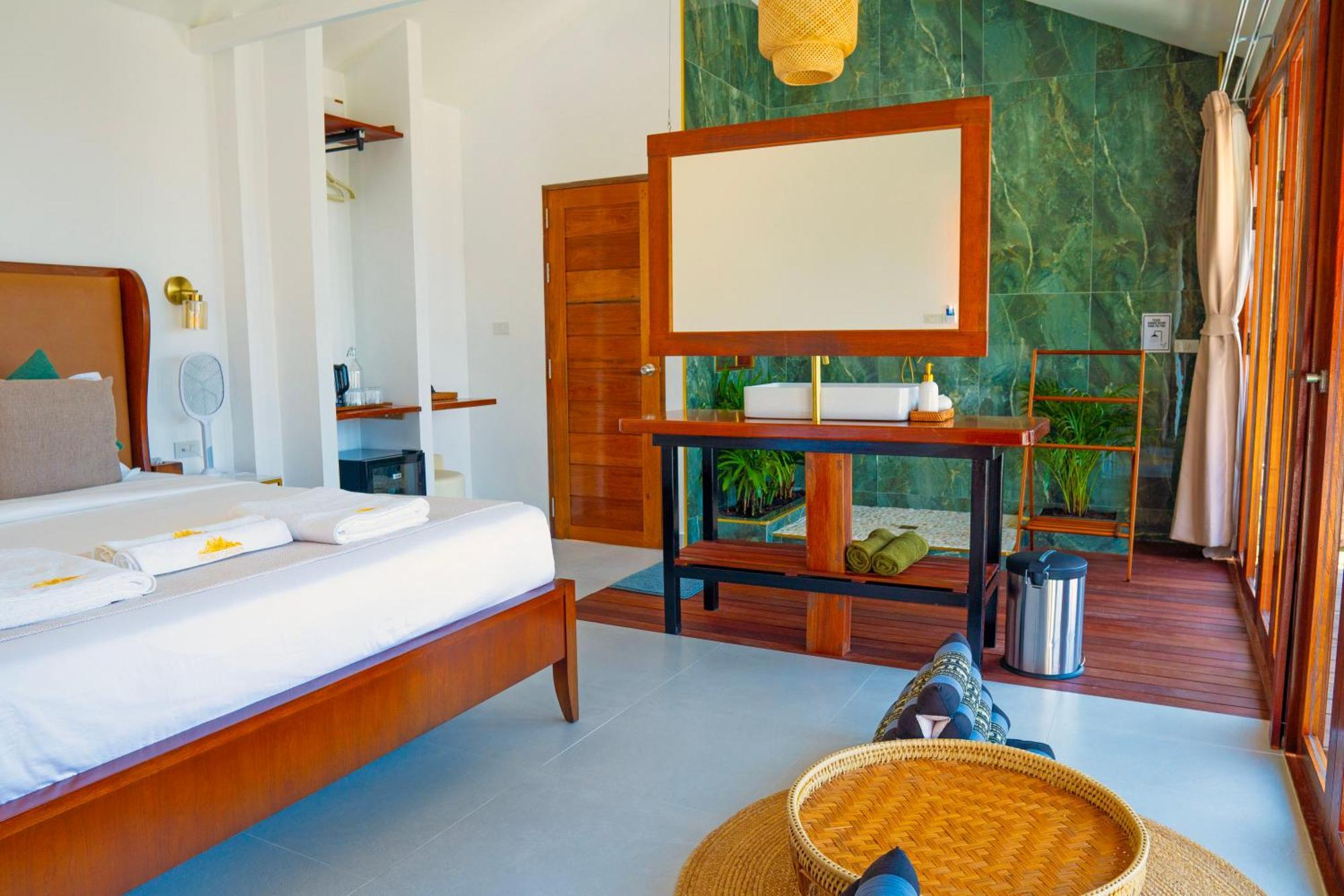 Villa Secret Garden Eco Pool *