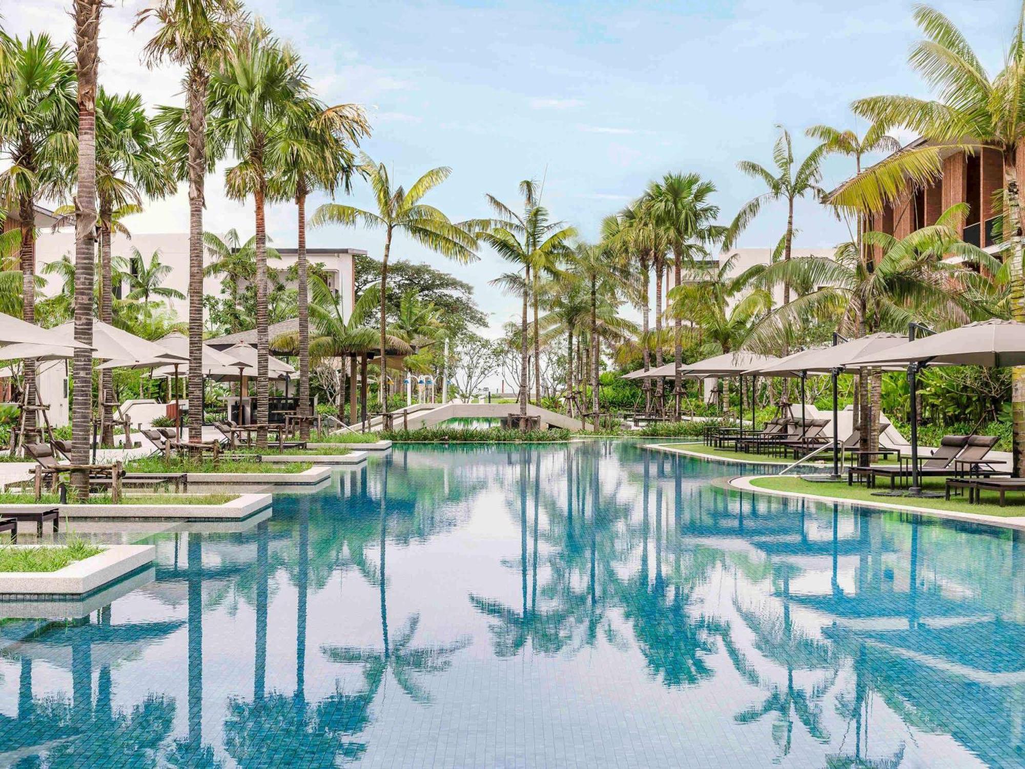 Pullman Hotel 5*