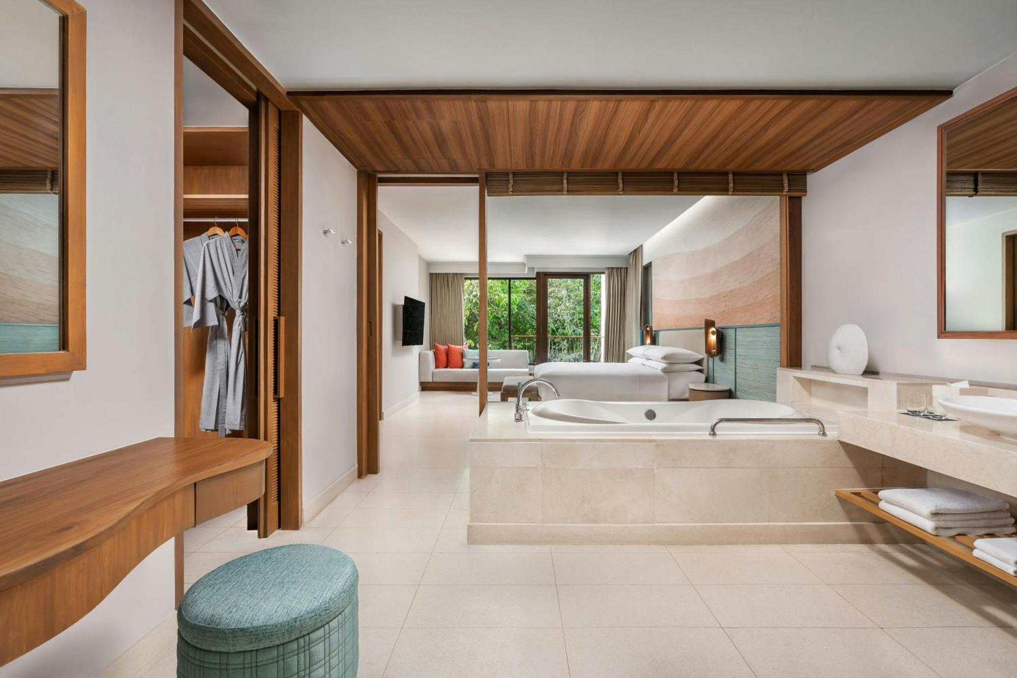 Resort Renaissance & 5*