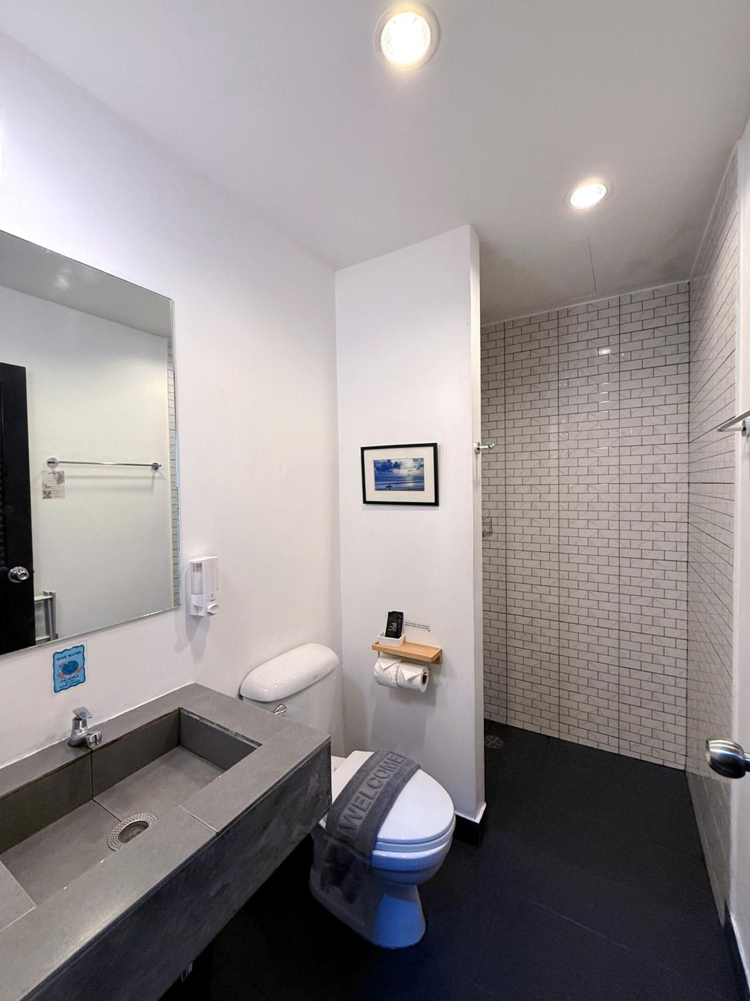 Ideo Phuket - Sha Extra Hotel