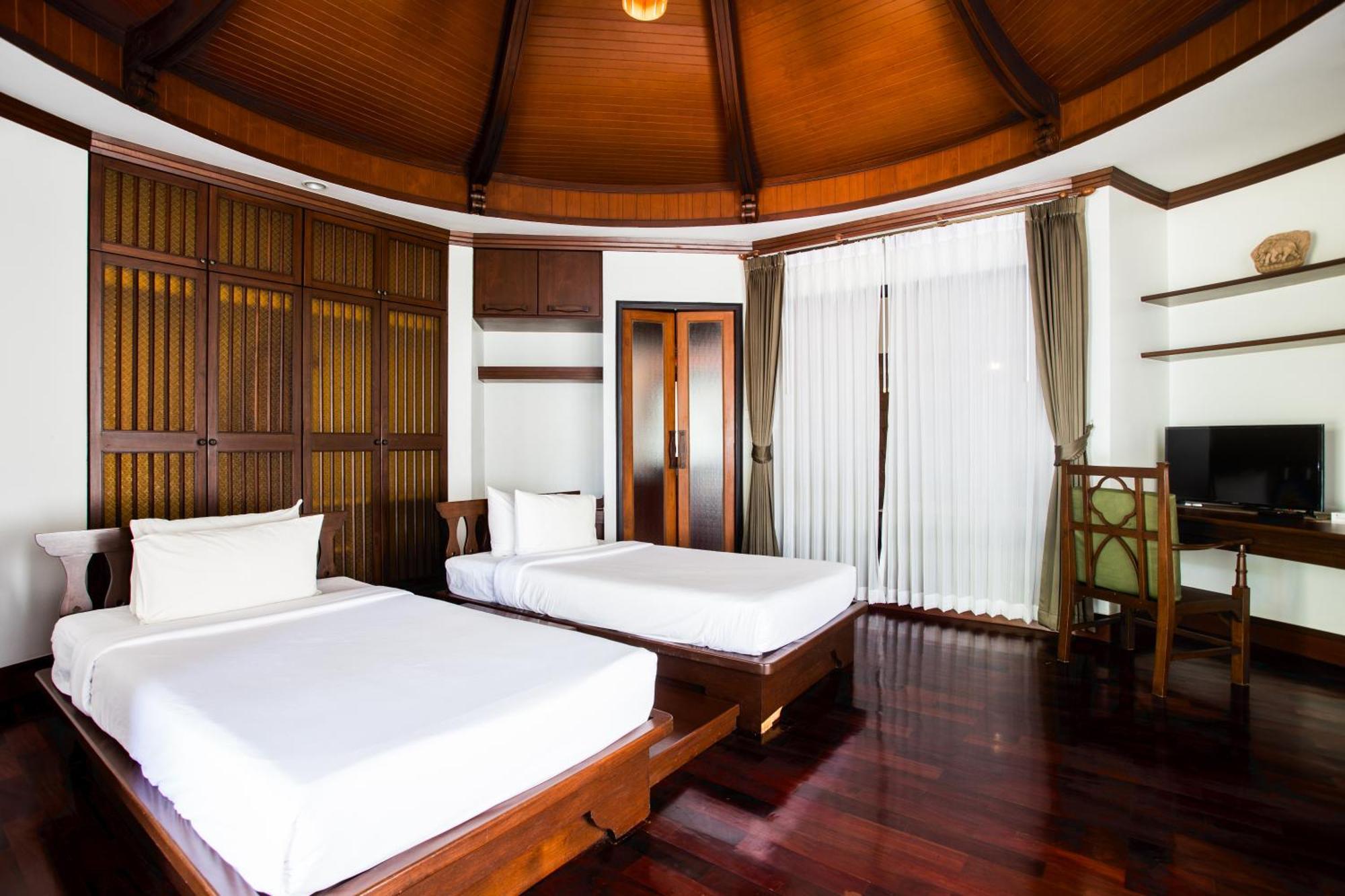 Golden Resort