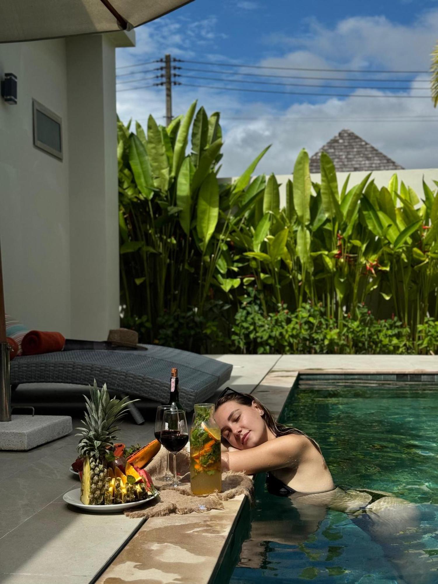 La Phuket Pool Villa Nai Yang