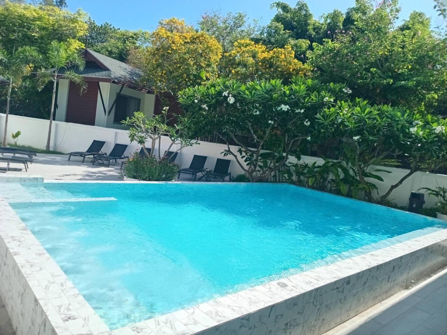 Hotel Ton Sai Tropical Island Phi Phi Don