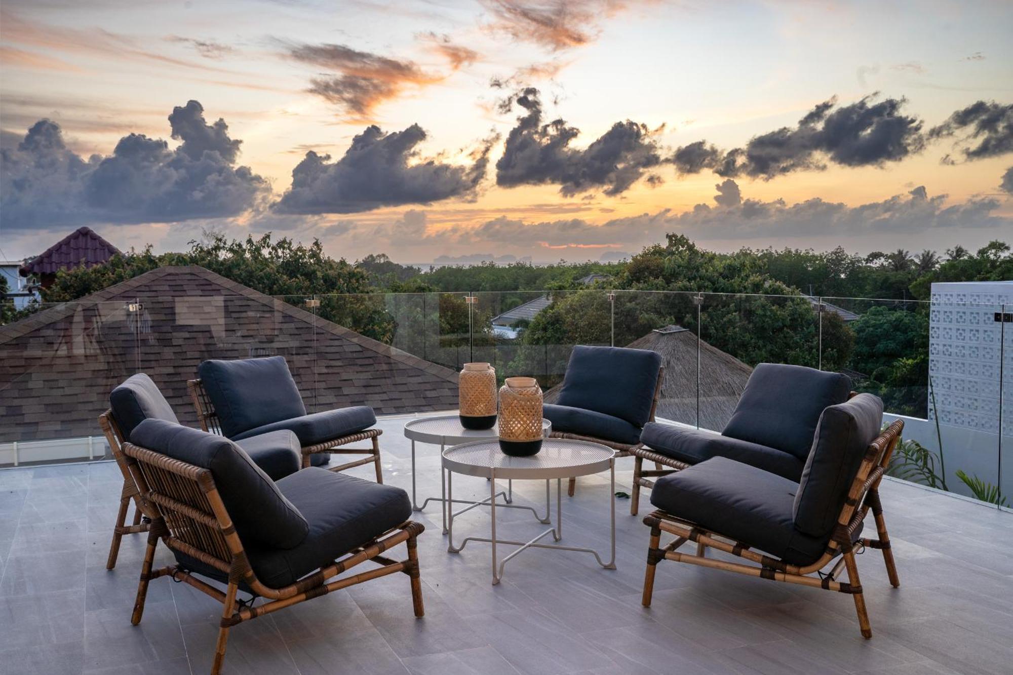 The Guu - Luxe Seaview Villa Koh Lanta