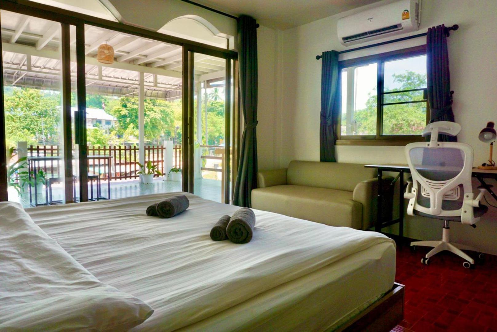 Closca Hostel *