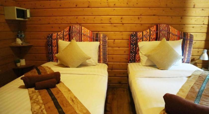 Loghome Boutique
