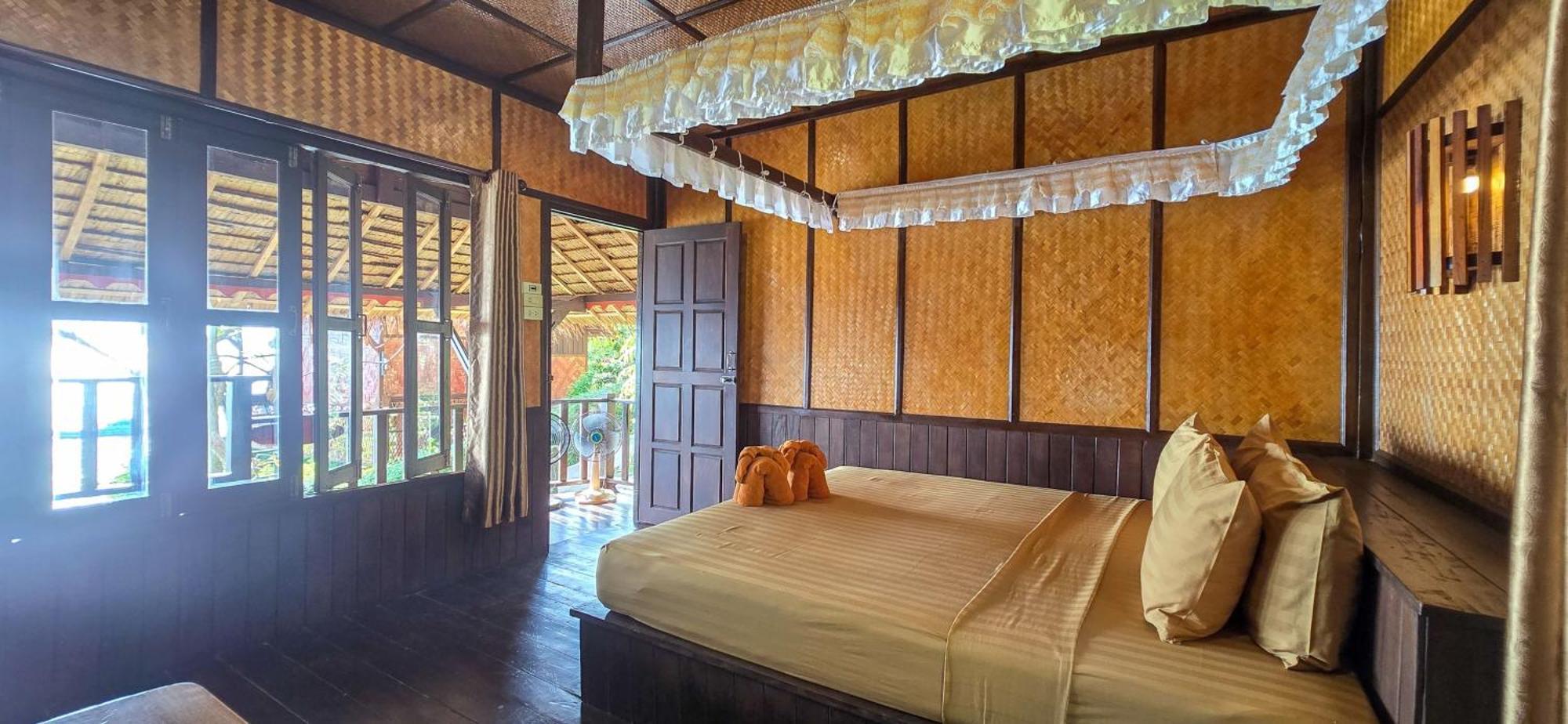 Relax 3* Phi Phi Don