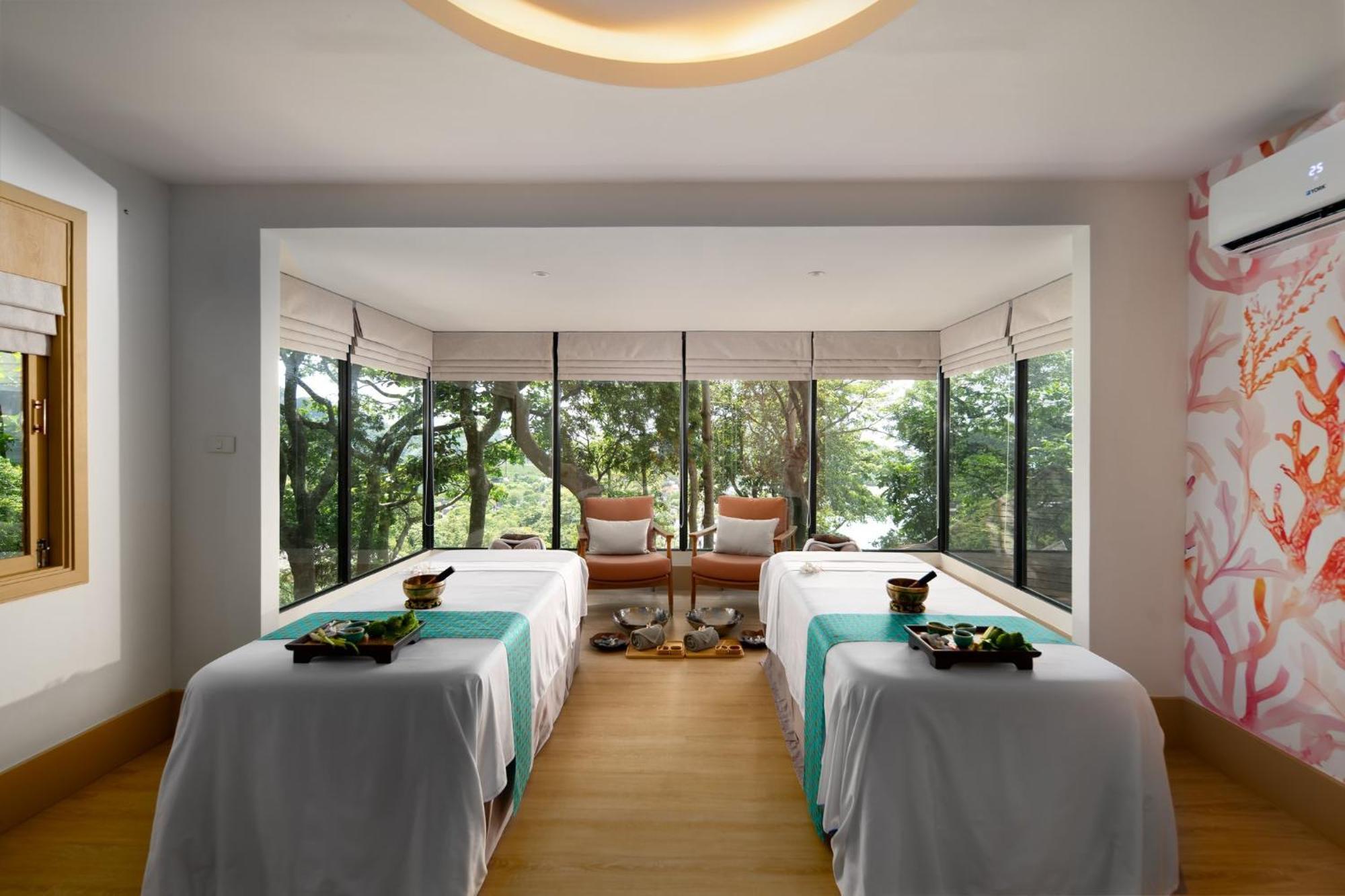 Hotel Centara Island Phi Phi Don