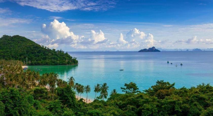 Resort 360 And Phi Phi Don