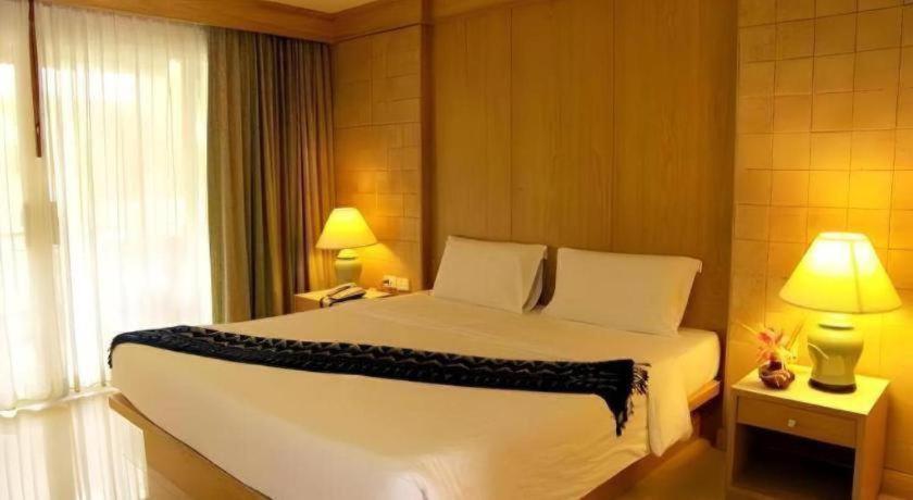 Banyan Hotel 3*