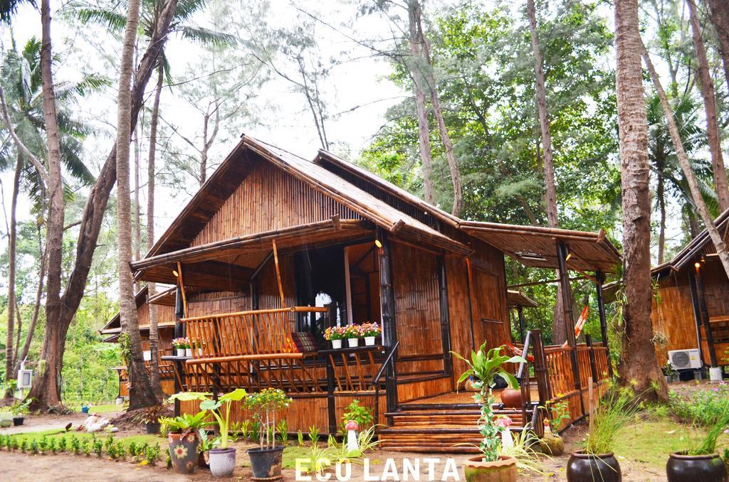 Resort Eco Lanta Hideaway 3*