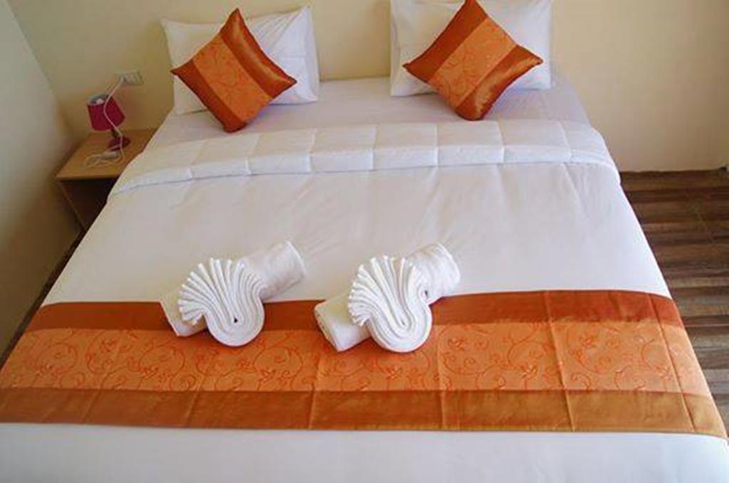 House & Sunsky Guest house 2*