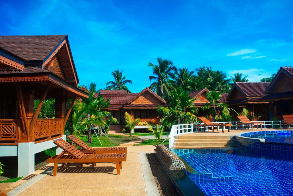 Sangsawan Palace Khaolak 3*