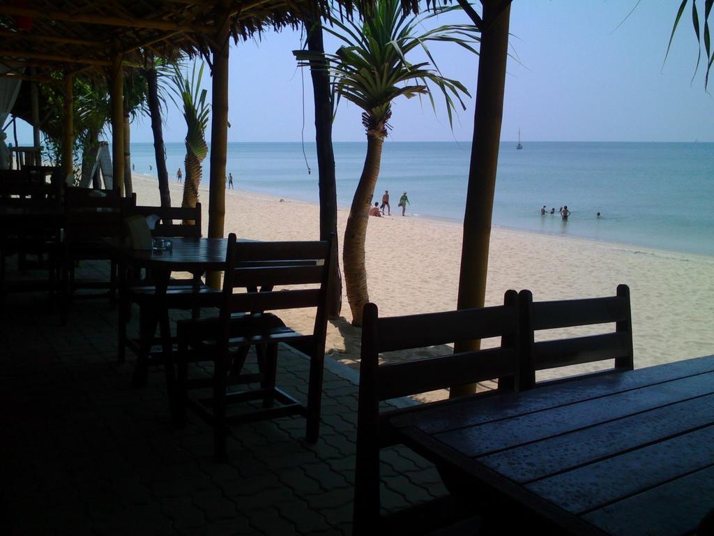 Lanta Seafront 3*
