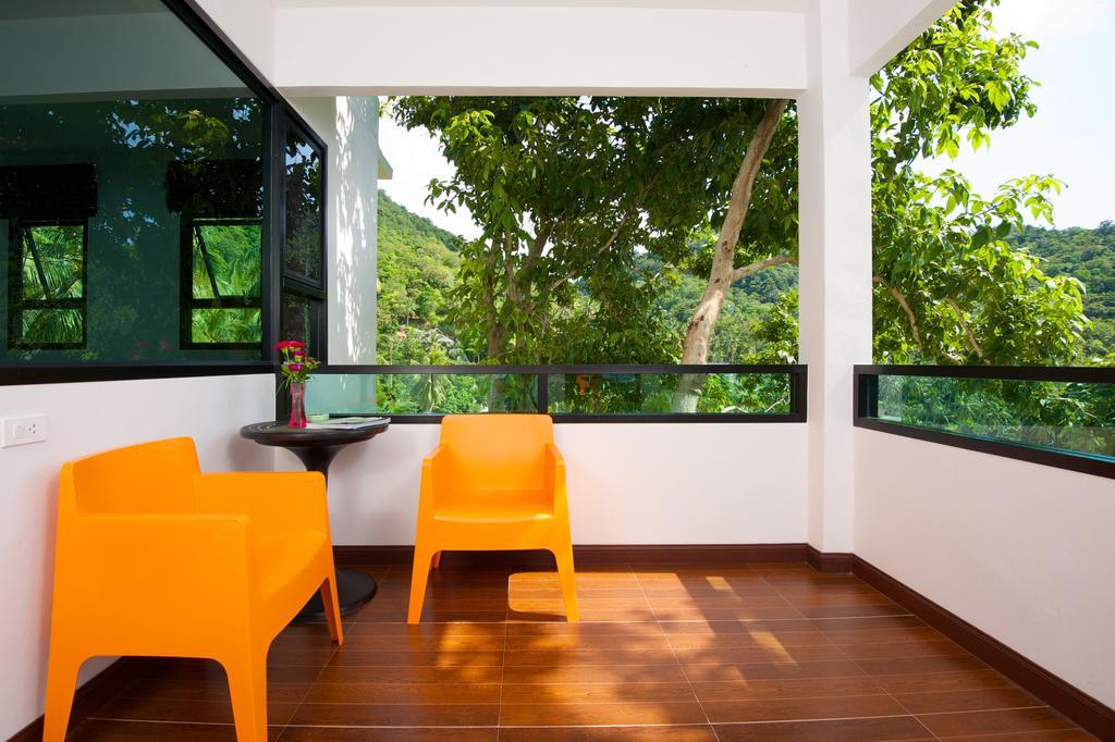 Balcony Villa *