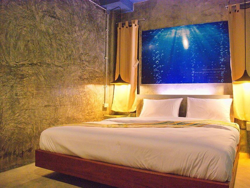 Seabox Khaolak