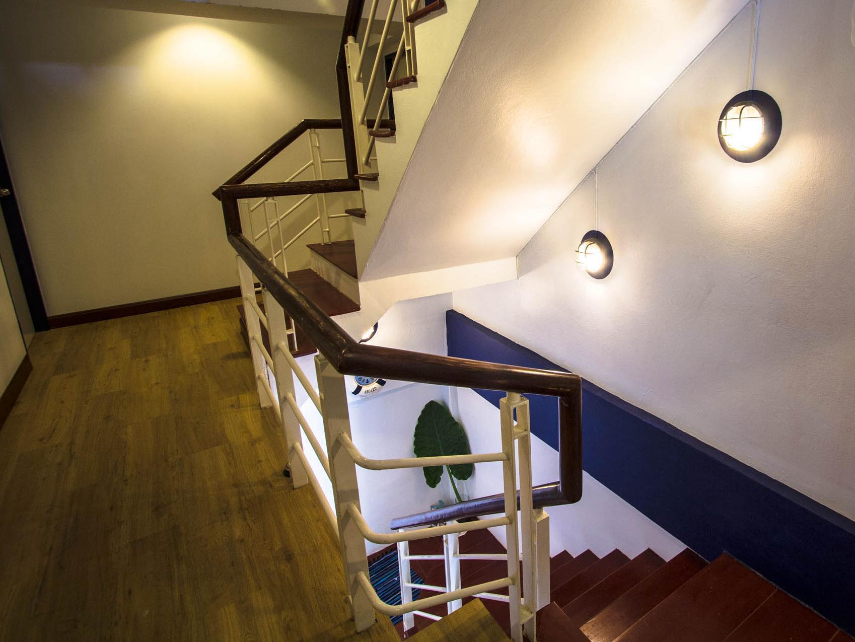 Nautical & Seashell House Bed & Breakfast Khao Lak