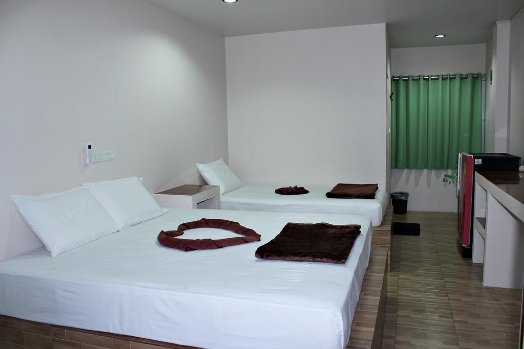 Hostel Sairee Center