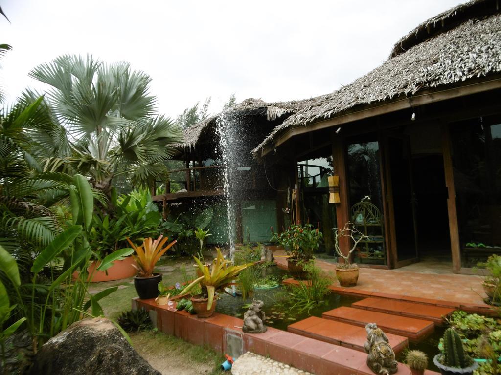 Relax Eco Life Center -
