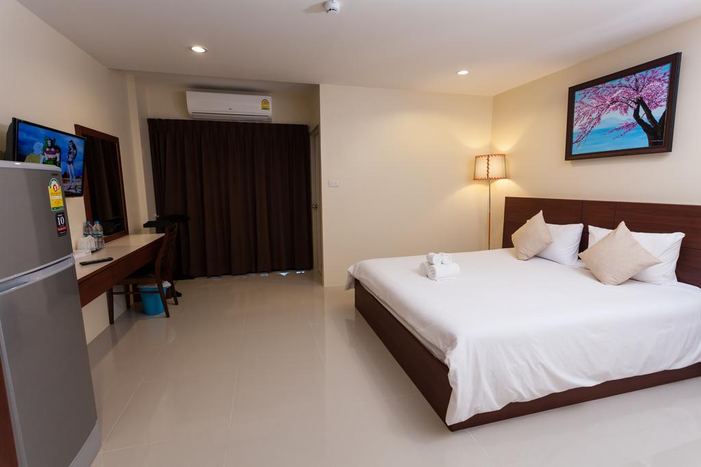 Jjw House Apartamento Thalang