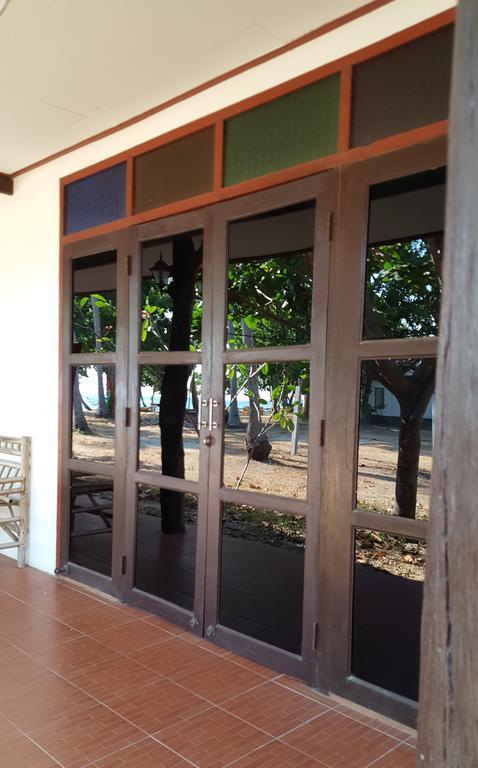 Bali Beach Bungalows Guest house *