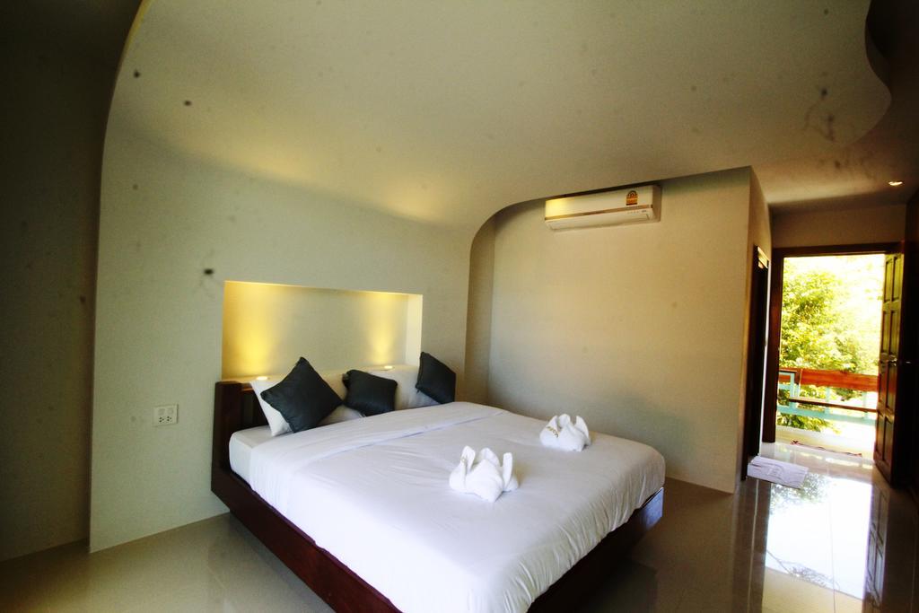 Resort Mountain Reef Koh Tao